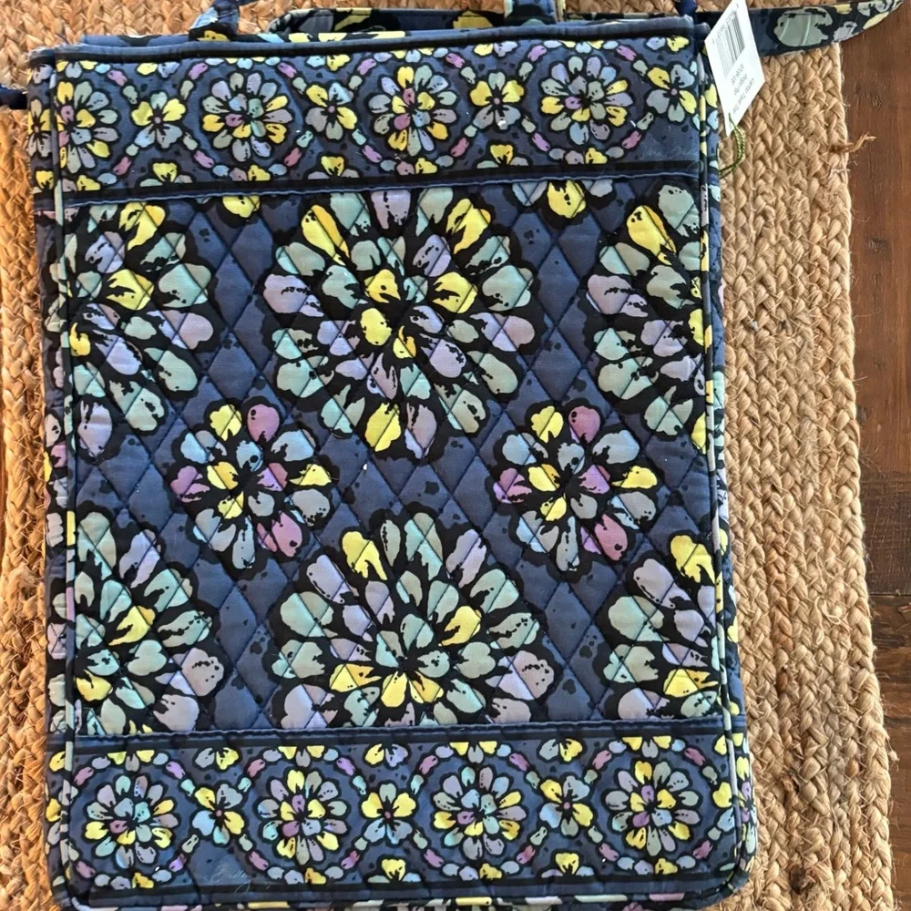 Vera Bradley Indigo Pop Floral‎ Laptop Bag Checkpoint friendly NWT